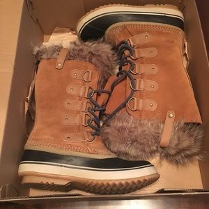 So cute. Not cold enough for these here.